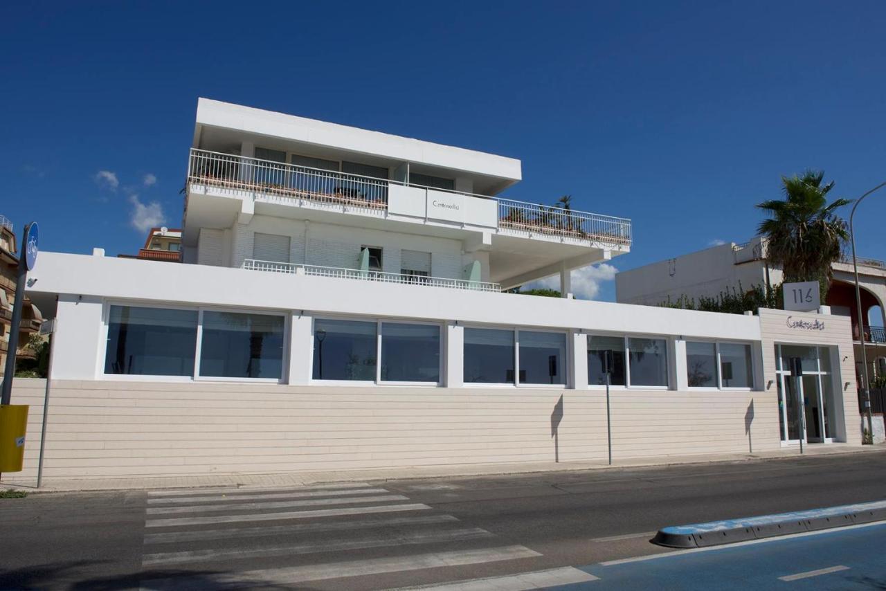 Hotel Ristorante Centosedici Terracina Buitenkant foto