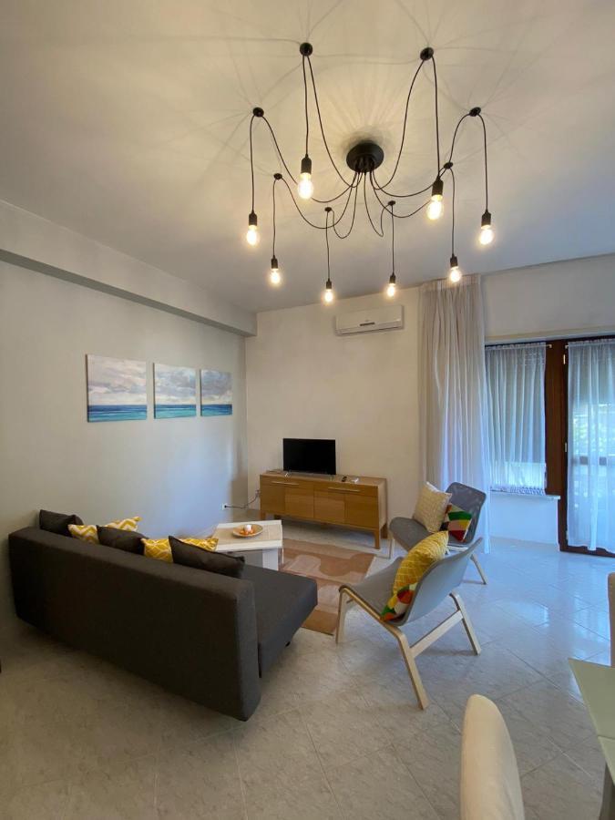 Hotel Ristorante Centosedici Terracina Buitenkant foto