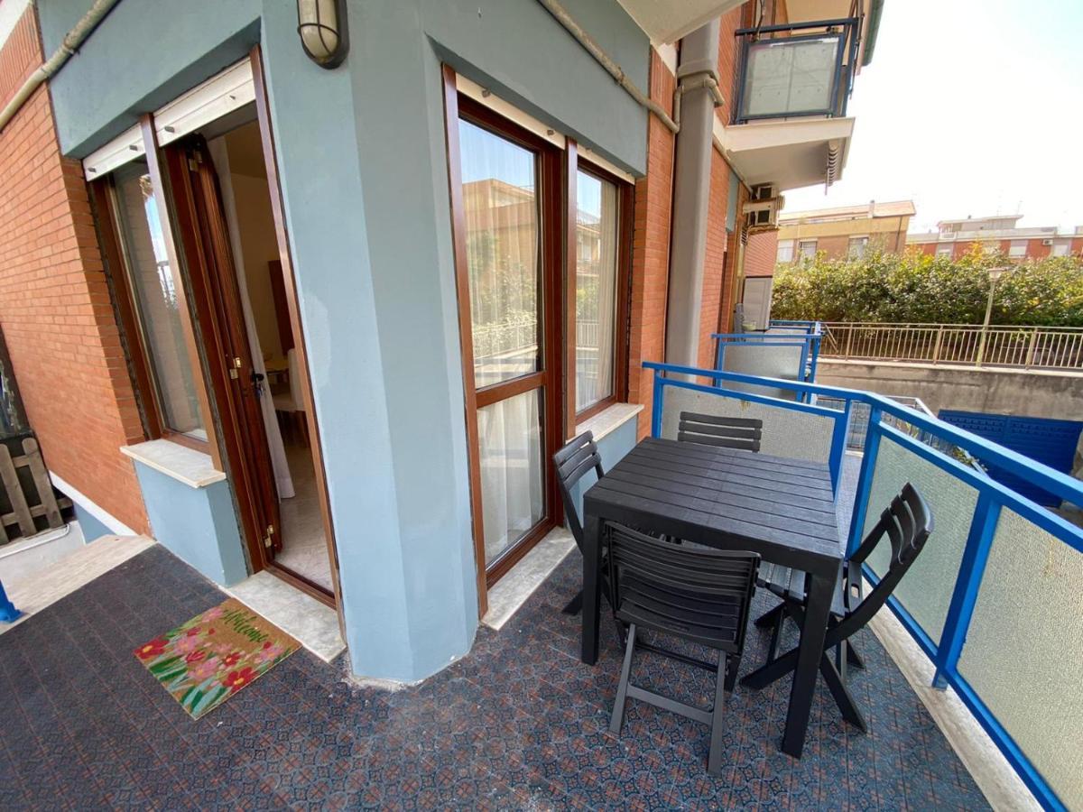 Hotel Ristorante Centosedici Terracina Buitenkant foto